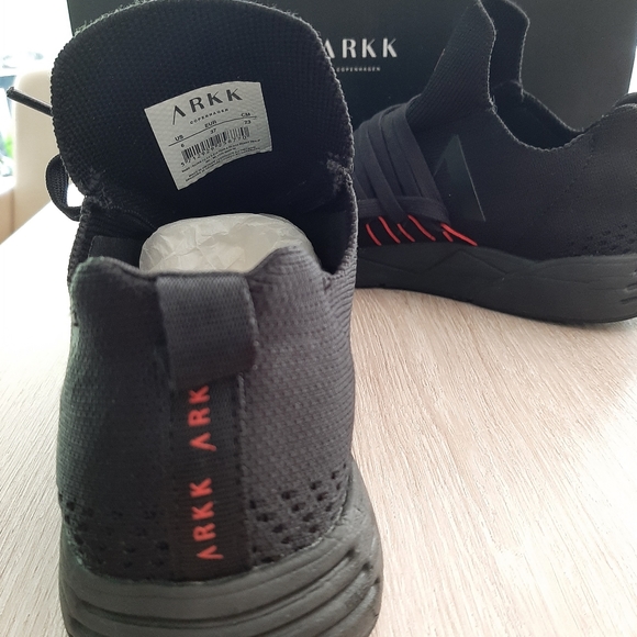 EUC ARKK COPPENHAGEN knit sneakers - Picture 5 of 7